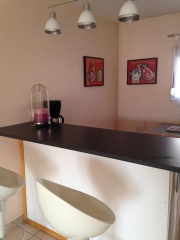 Aparthotel Tempologis Meylan Zimmer foto