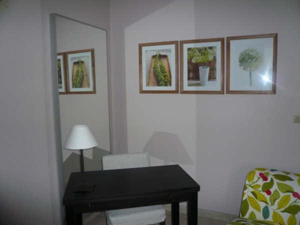 Aparthotel Tempologis Meylan Zimmer foto